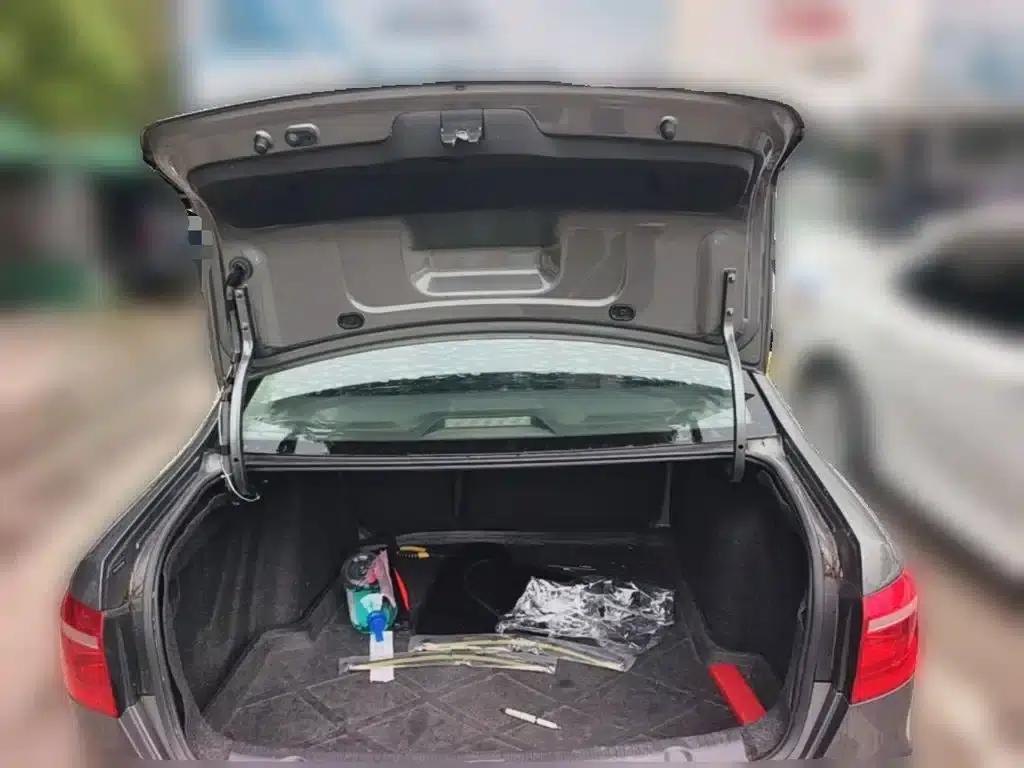 2013 Volkswagen Lavida Facelift 1.4TSI DSG Comfort Edition — миниатюра 10