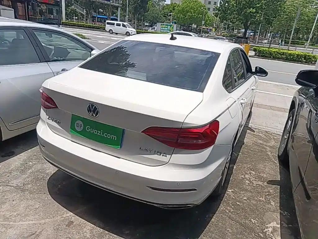 2021 Volkswagen Lavida 280TSI DSG Comfort Edition — миниатюра 7