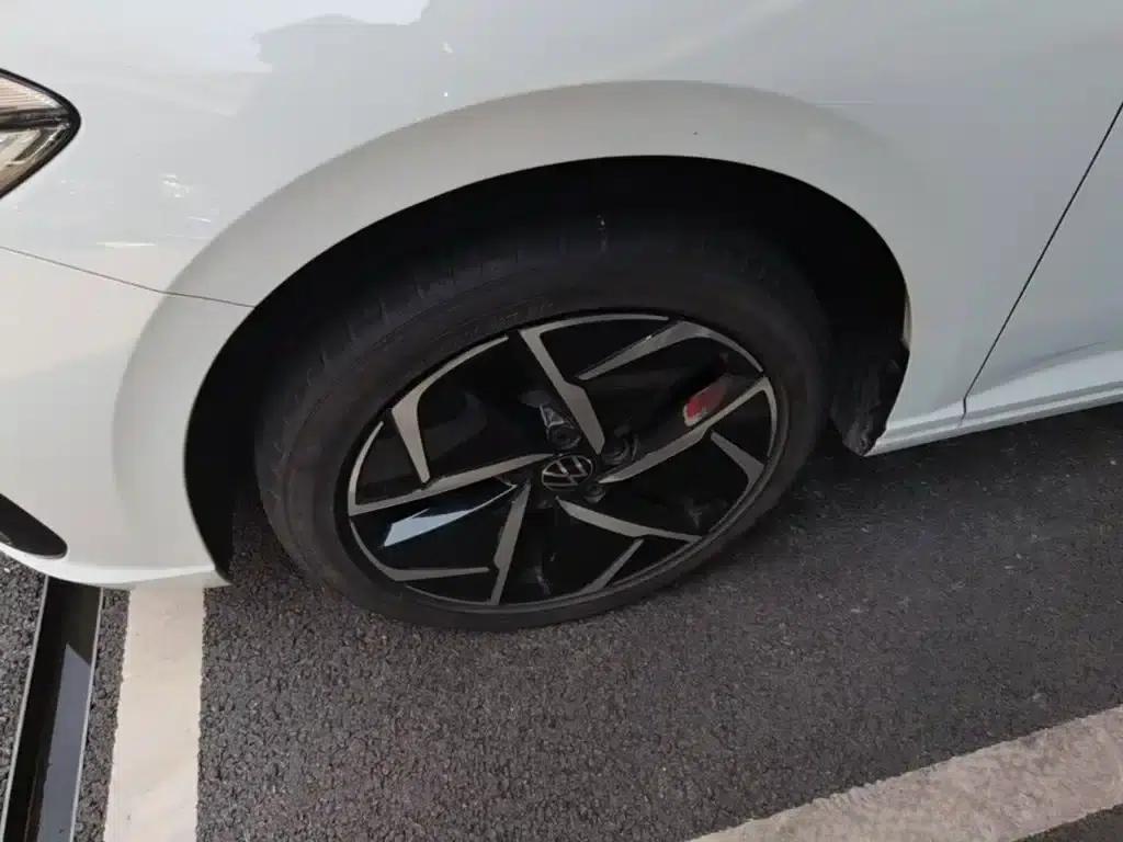 2023 Volkswagen Lavida 300TSI DSG Starry Sky Edition — миниатюра 23