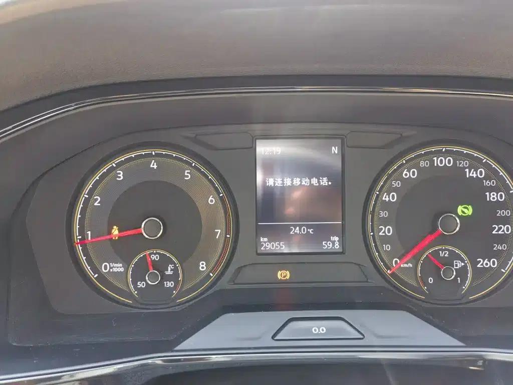 2021 Volkswagen Lavida 1.5L Automatic Comfort Edition — миниатюра 5