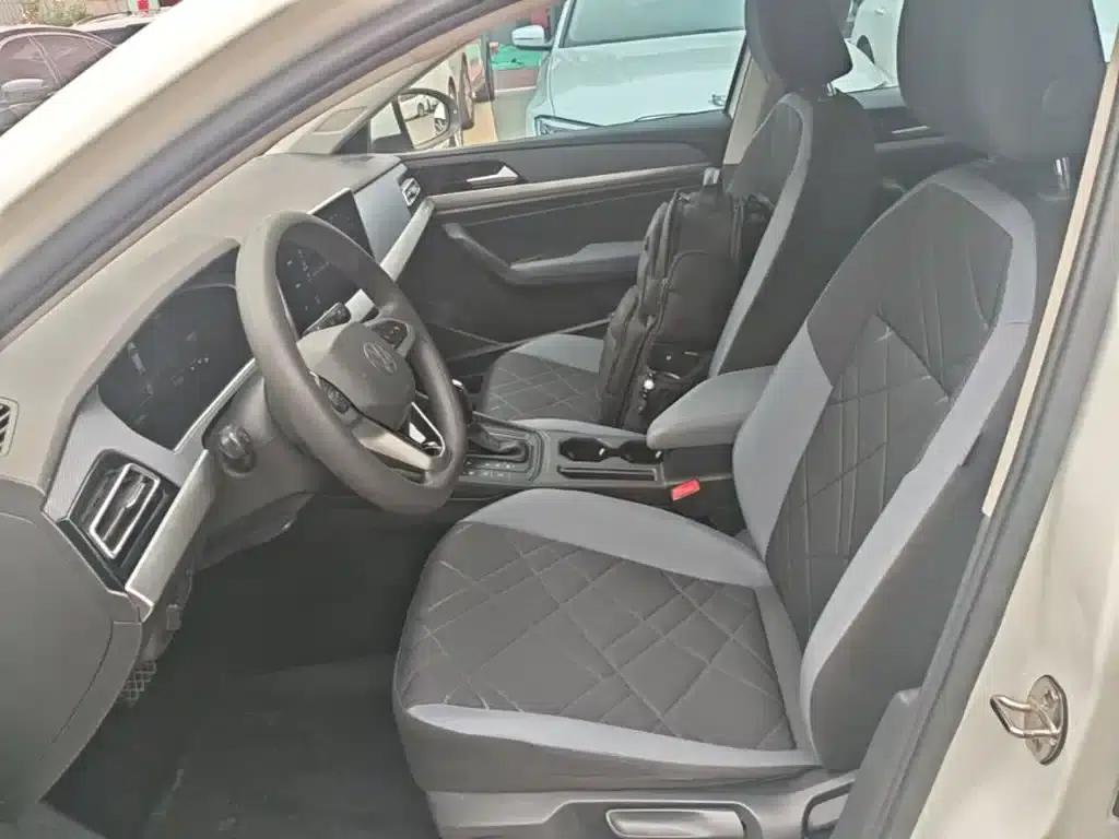 2023 Volkswagen Lavida 1.5L Automatic Comfort Edition — миниатюра 15