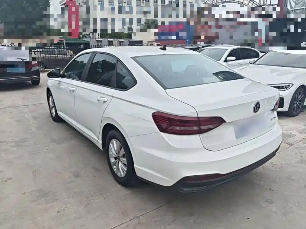 2023 Volkswagen Lavida 1.5L Automatic Comfort Edition — миниатюра 5