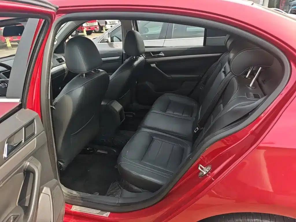 2015 Volkswagen Lavida 1.6L Automatic Comfort Edition — миниатюра 17