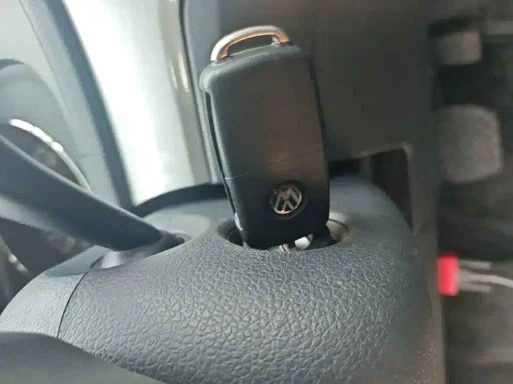 2015 Volkswagen Lavida 1.6L Automatic Comfort Edition — миниатюра 9