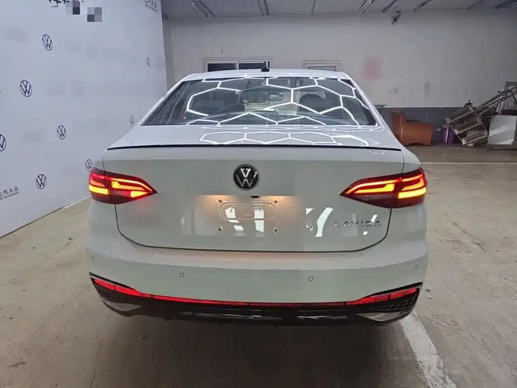 Lavida 2024 300TSI DSG Starry Sky Leading Edition — миниатюра 6