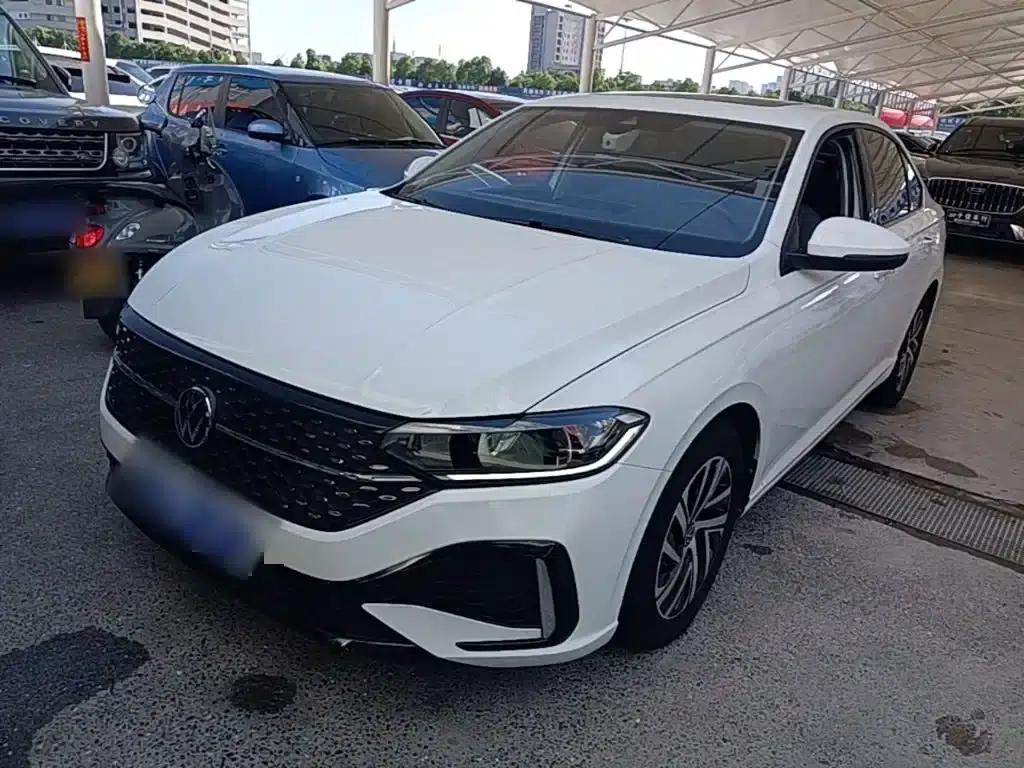 Lavida 2023 Facelift 1.5L Automatic Starry Sky Five Million Edition — миниатюра 1