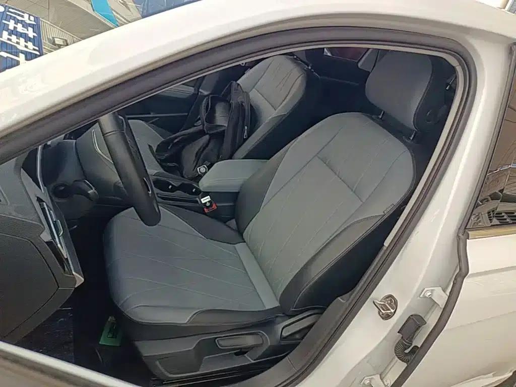 Lavida 2023 Facelift 1.5L Automatic Starry Sky Five Million Edition — миниатюра 15