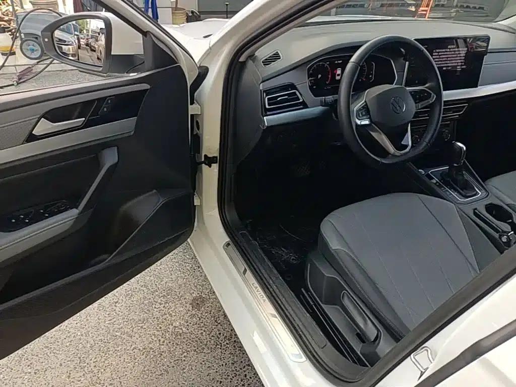 Lavida 2023 Facelift 1.5L Automatic Starry Sky Five Million Edition — миниатюра 16