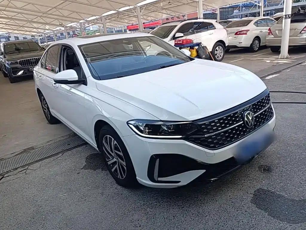 Lavida 2023 Facelift 1.5L Automatic Starry Sky Five Million Edition — миниатюра 4
