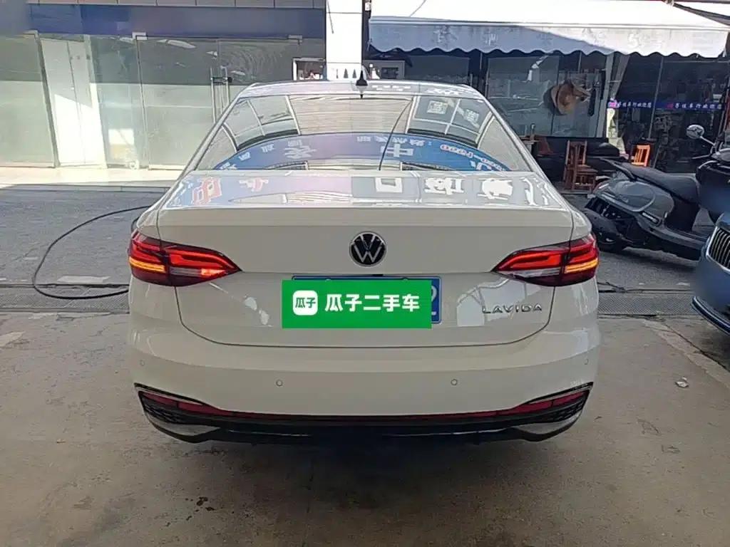 Lavida 2023 Facelift 1.5L Automatic Starry Sky Five Million Edition — миниатюра 6