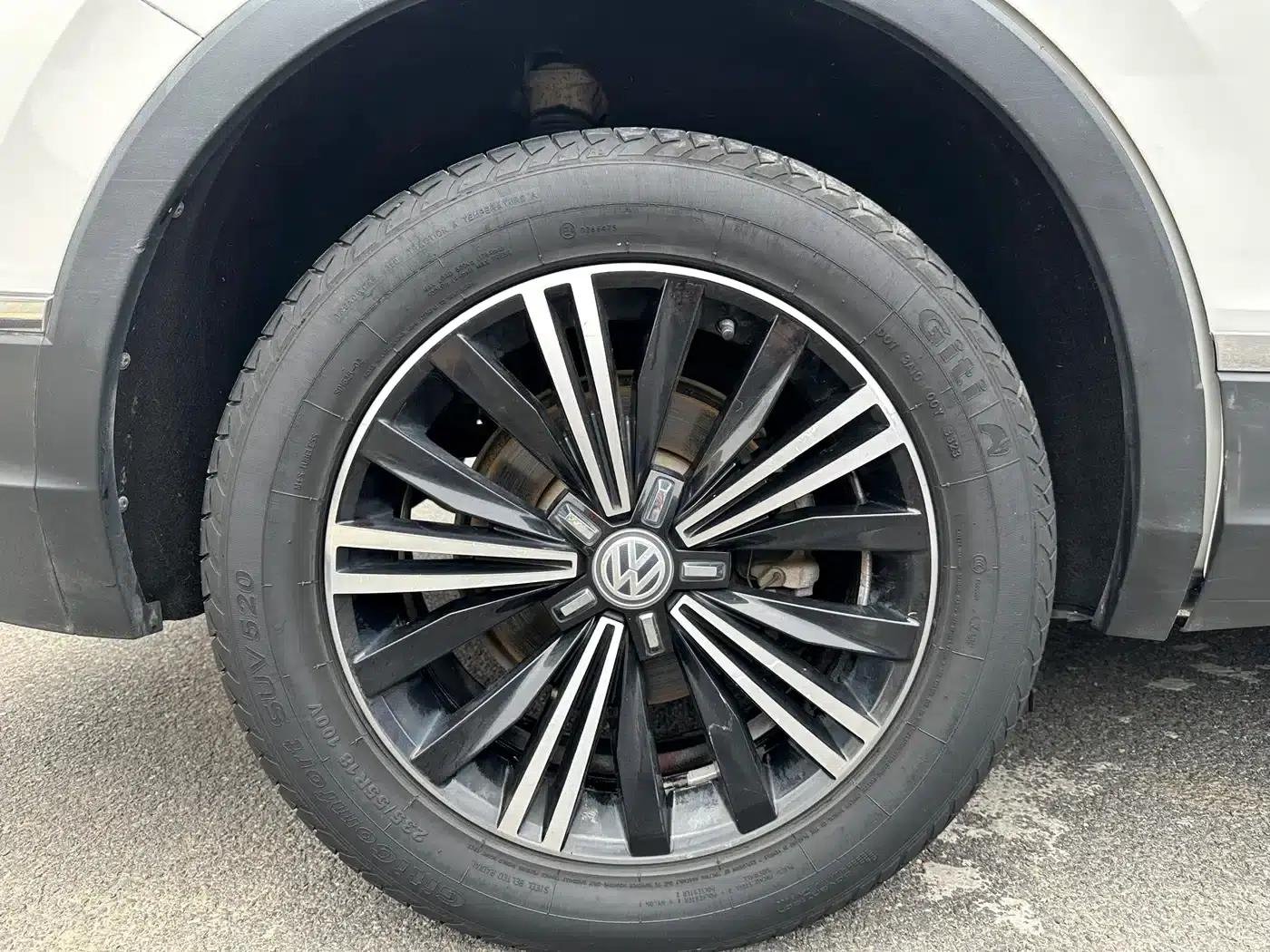 Tiguan L 2020 330TSI Automatic 2WD Panoramic Comfort Edition (China VI Emission Standard) — миниатюра 12