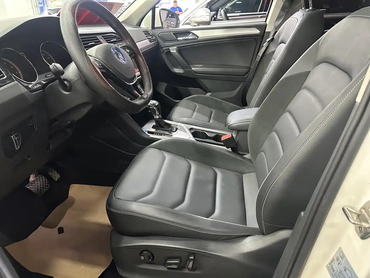 Tiguan L 2020 330TSI Automatic 2WD Panoramic Comfort Edition (China VI Emission Standard) — миниатюра 13