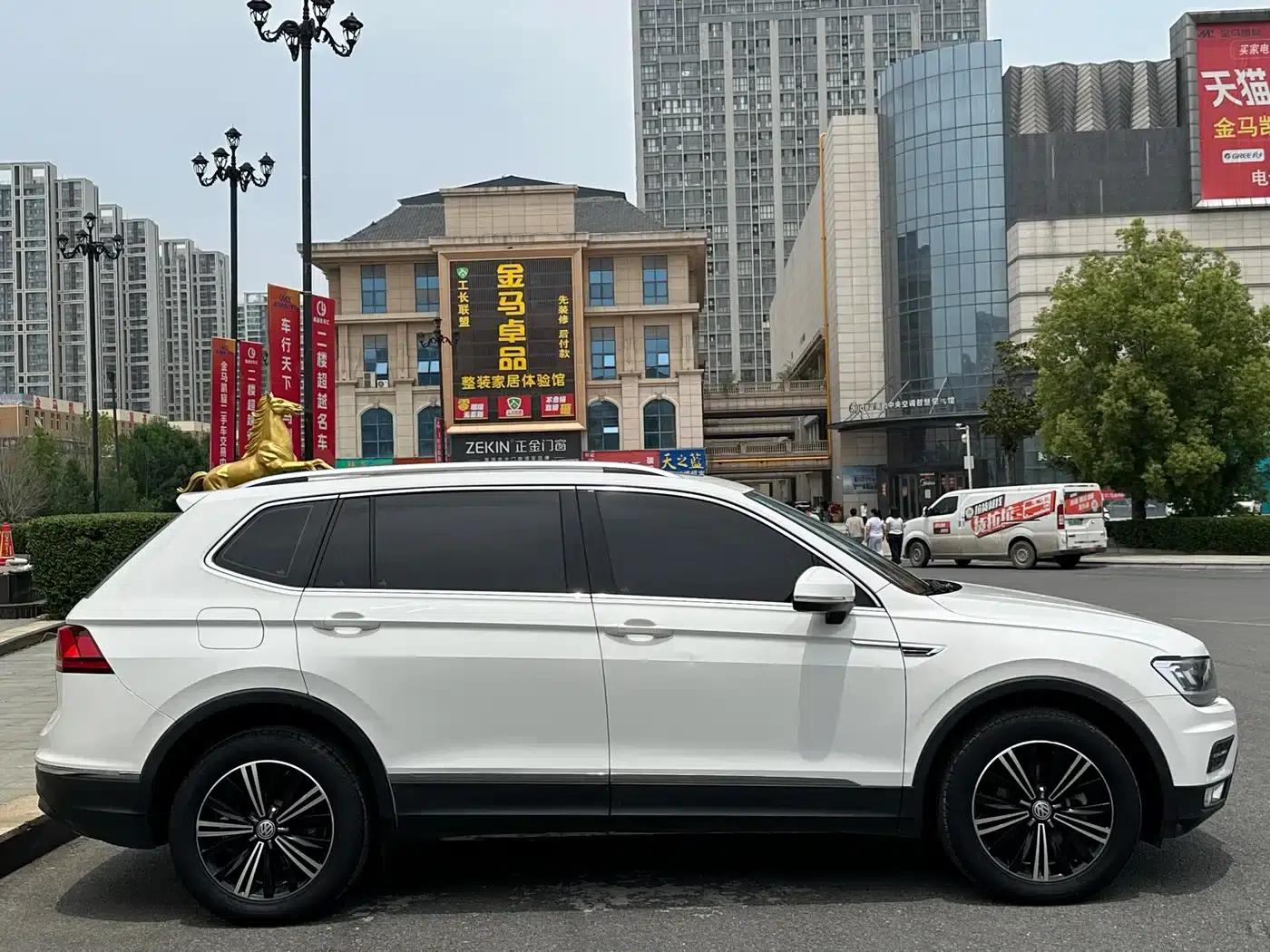Tiguan L 2020 330TSI Automatic 2WD Panoramic Comfort Edition (China VI Emission Standard) — миниатюра 4