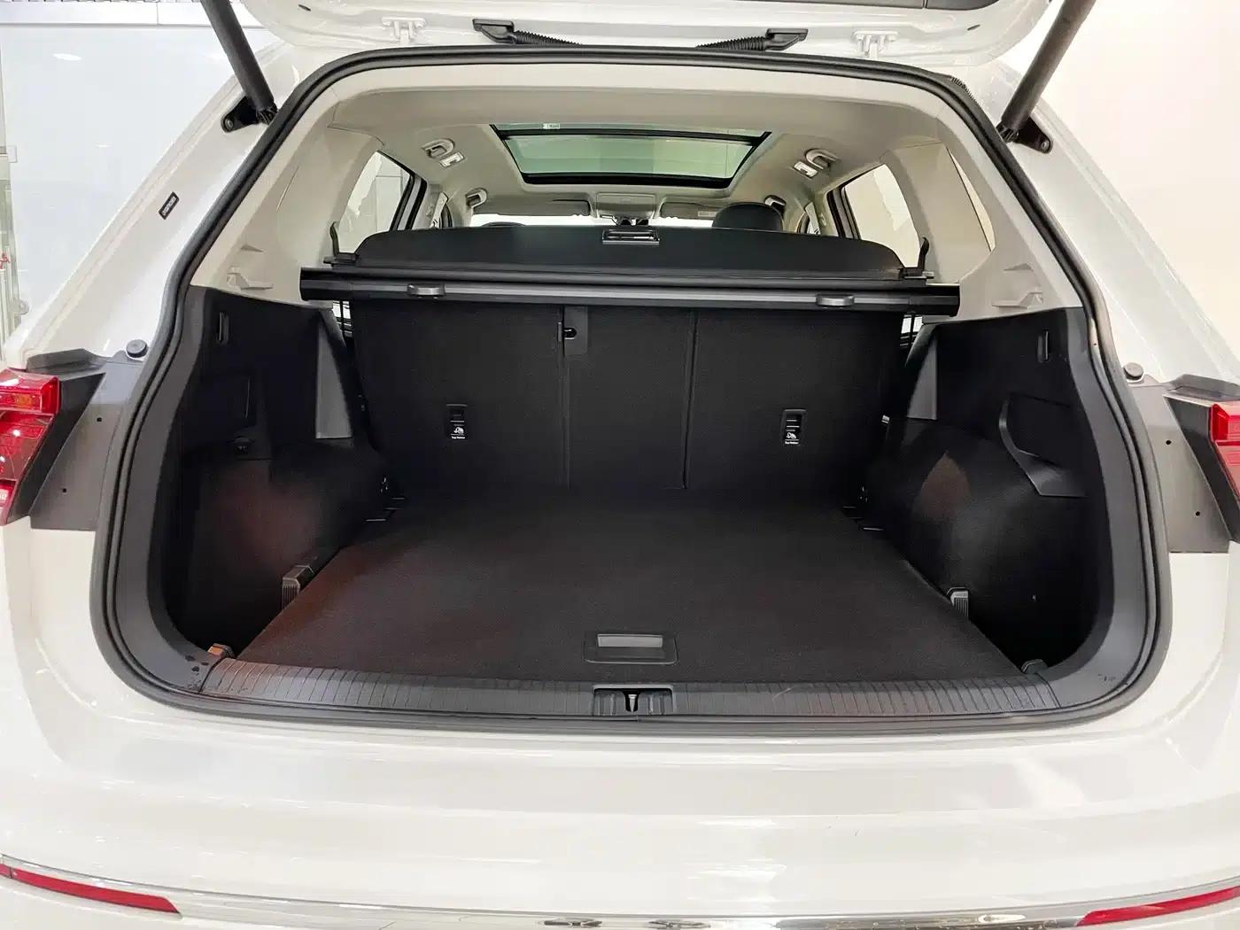 Tiguan L 2019 330TSI Automatic 2WD R-Line Flagship Edition (China VI Emission Standard) — миниатюра 25