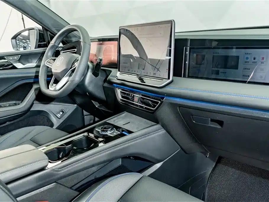 Tiguan L 2024 PRO 330TSI 2WD R-Line Smart Edition — миниатюра 19