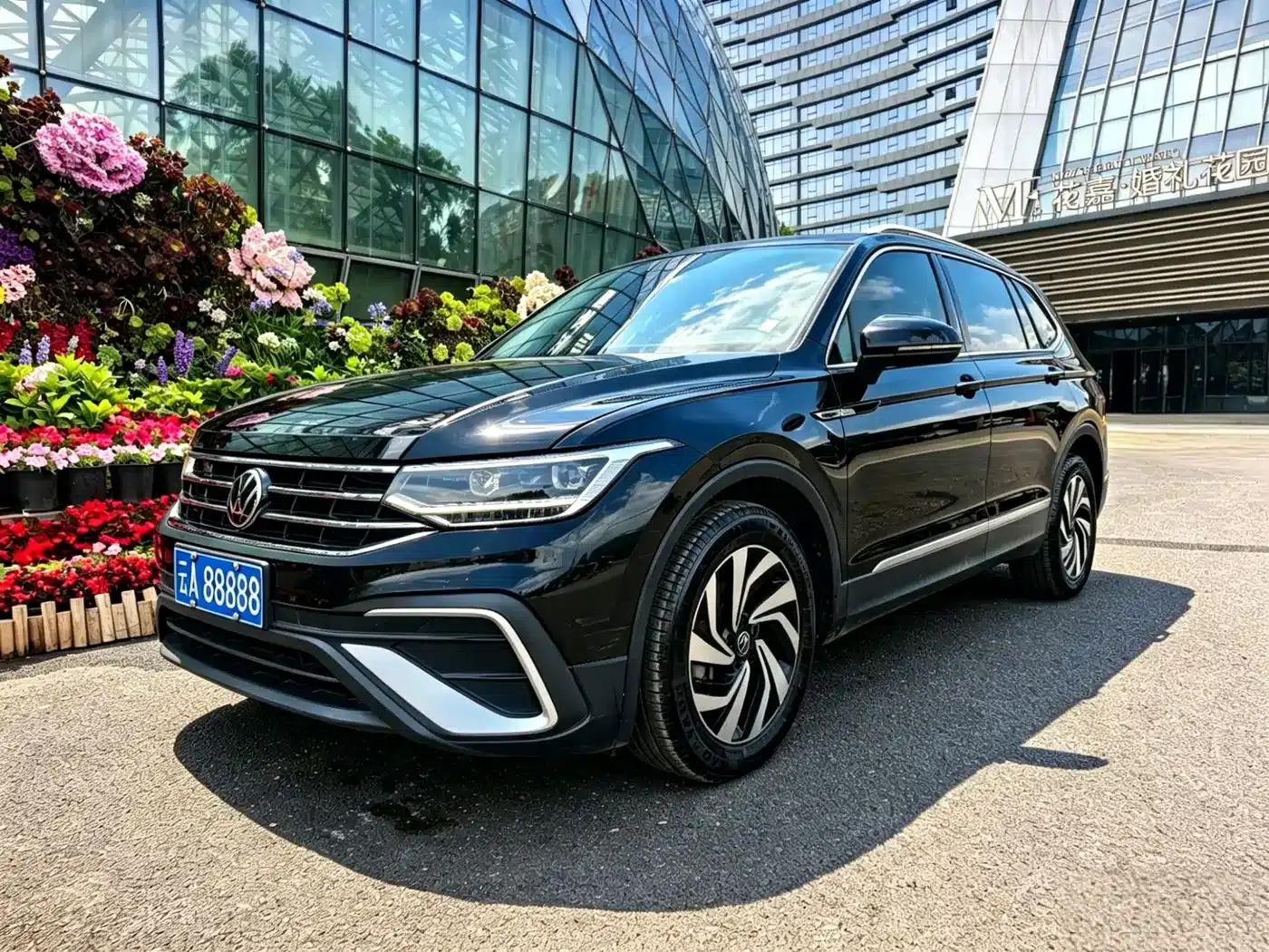 Tiguan L 2022 330TSI Automatic 2WD Smart Edition — миниатюра 1