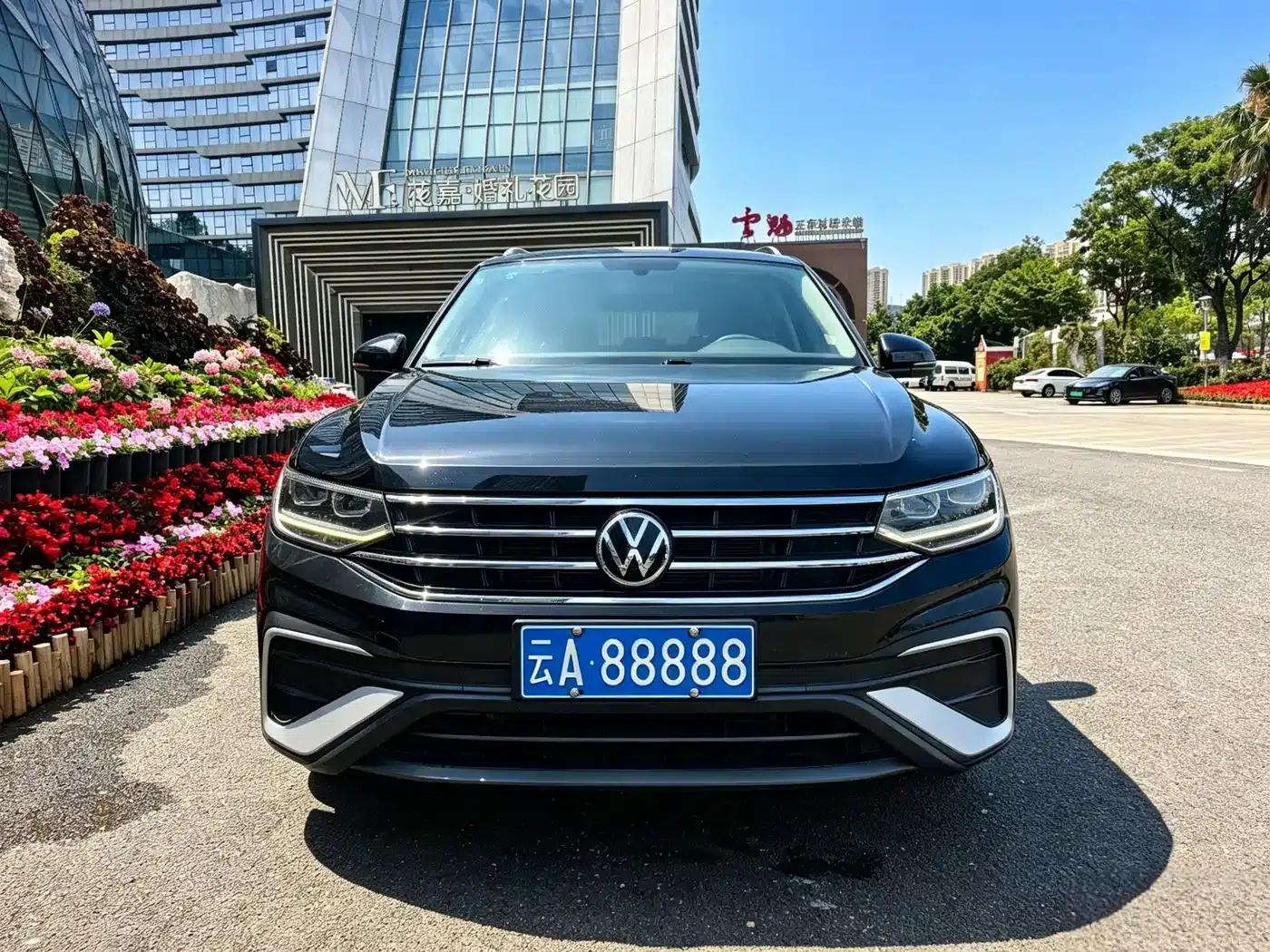 Tiguan L 2022 330TSI Automatic 2WD Smart Edition — миниатюра 2