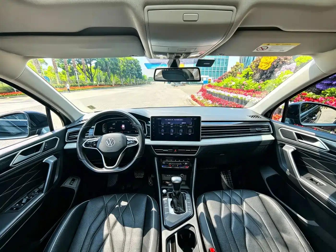 Tiguan L 2022 330TSI Automatic 2WD Smart Edition — миниатюра 6
