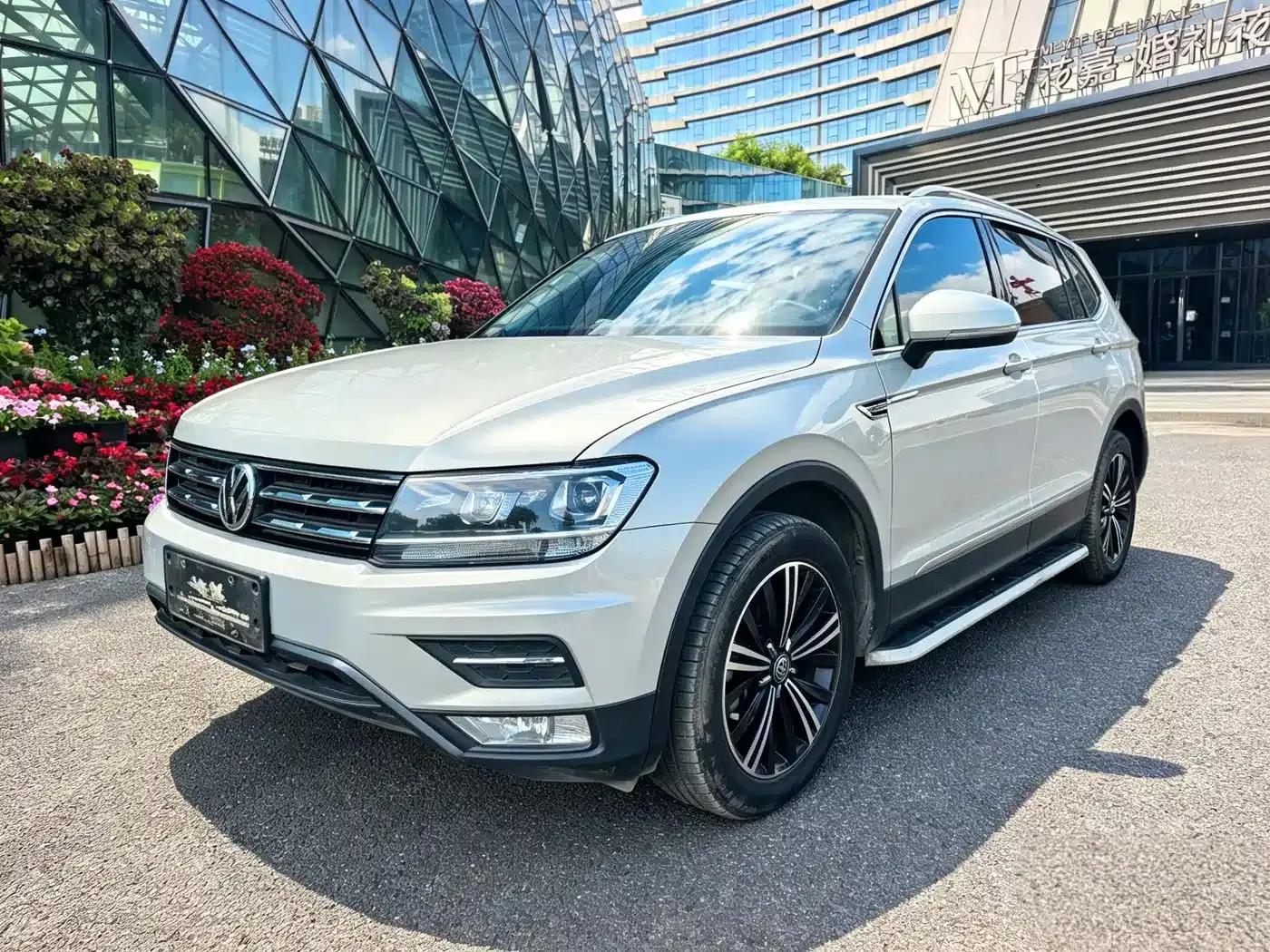 Tiguan L 2019 Facelift 330TSI Automatic 2WD Panoramic Comfort Edition (China VI Emission Standard) — миниатюра 1
