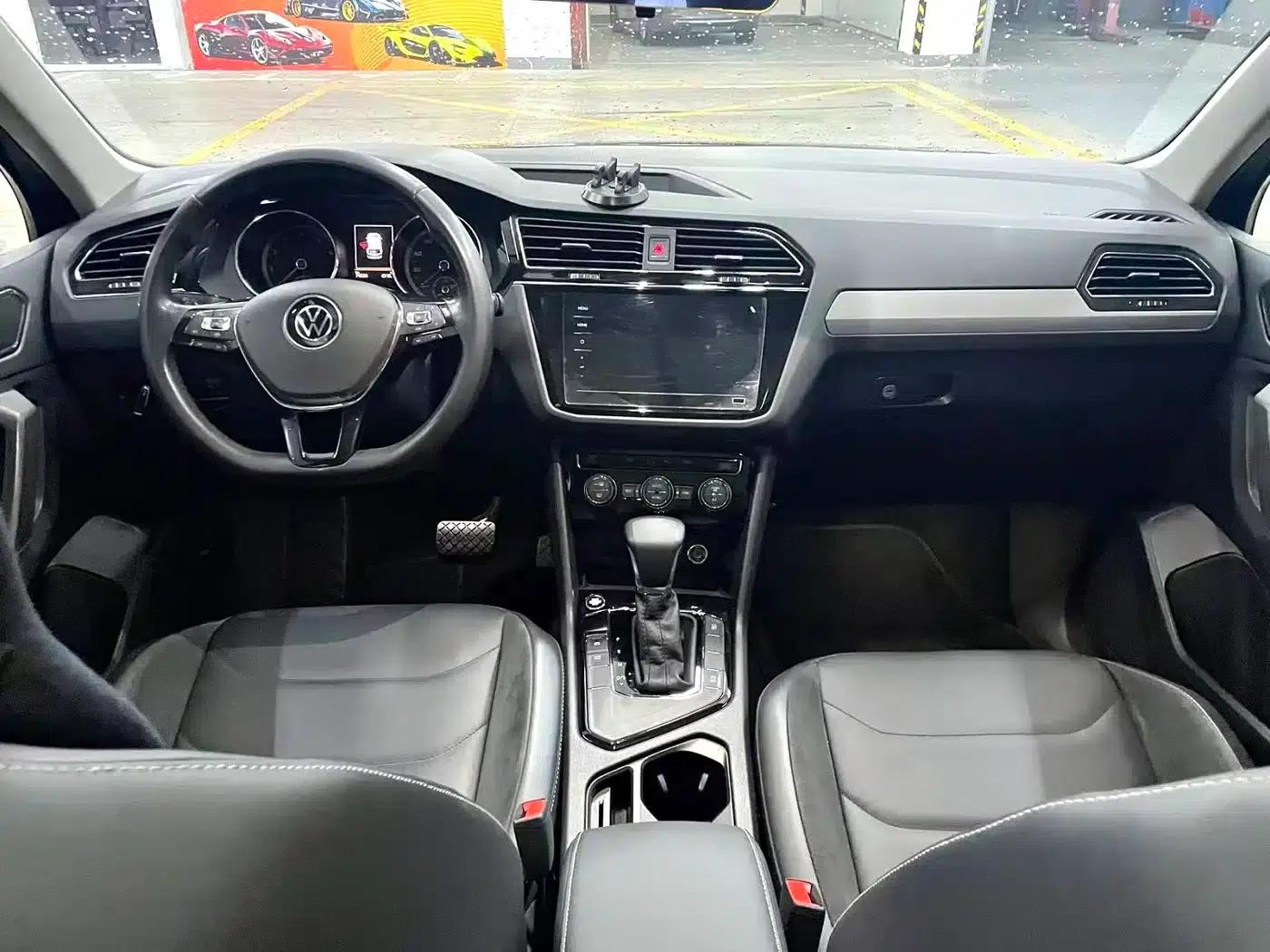 Tiguan L 2021 330TSI Automatic 2WD Smart Edition — миниатюра 6