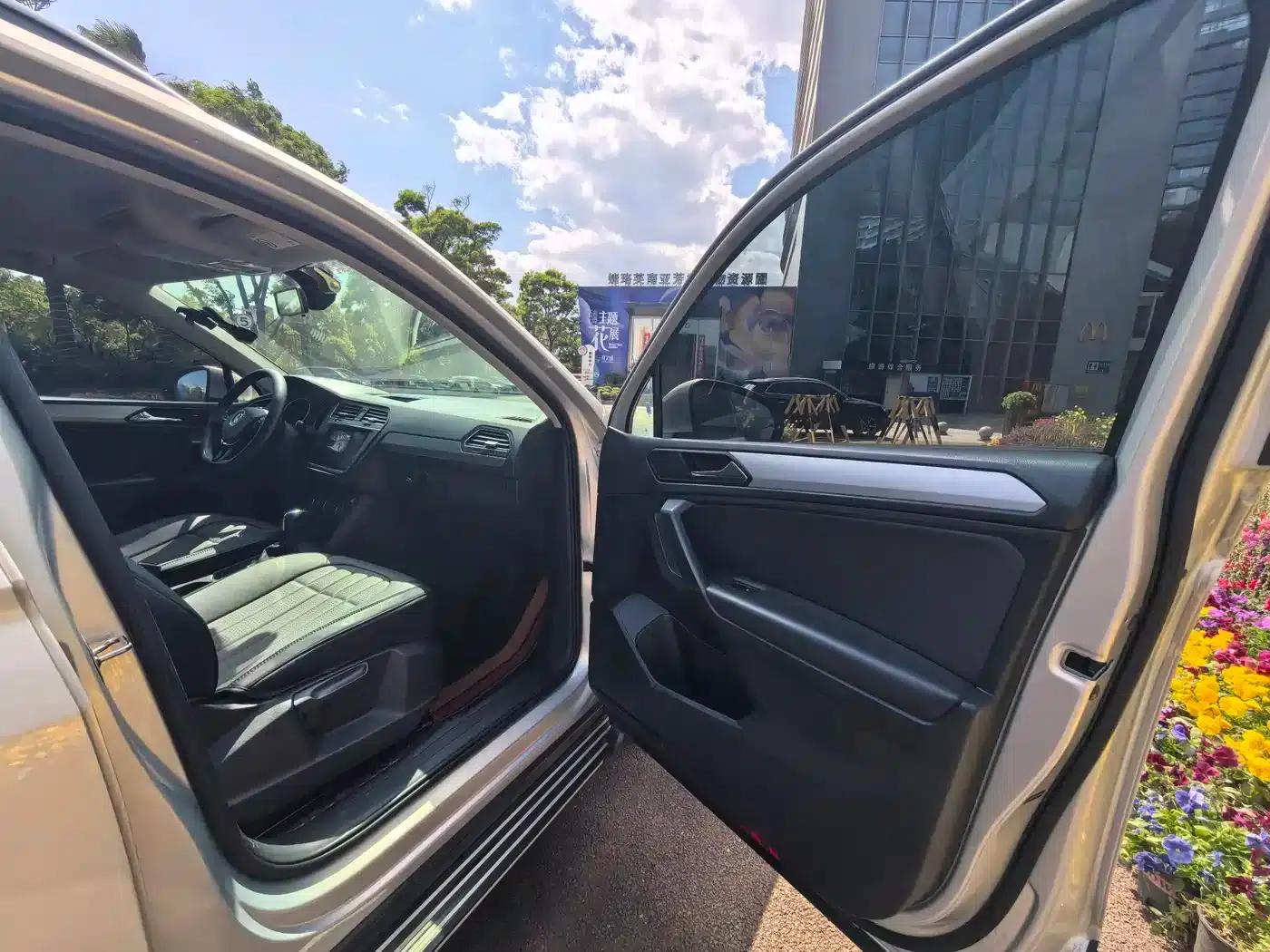 Tiguan L 2019 330TSI Automatic 2WD Fashion Edition (China VI Emission Standard) — миниатюра 13
