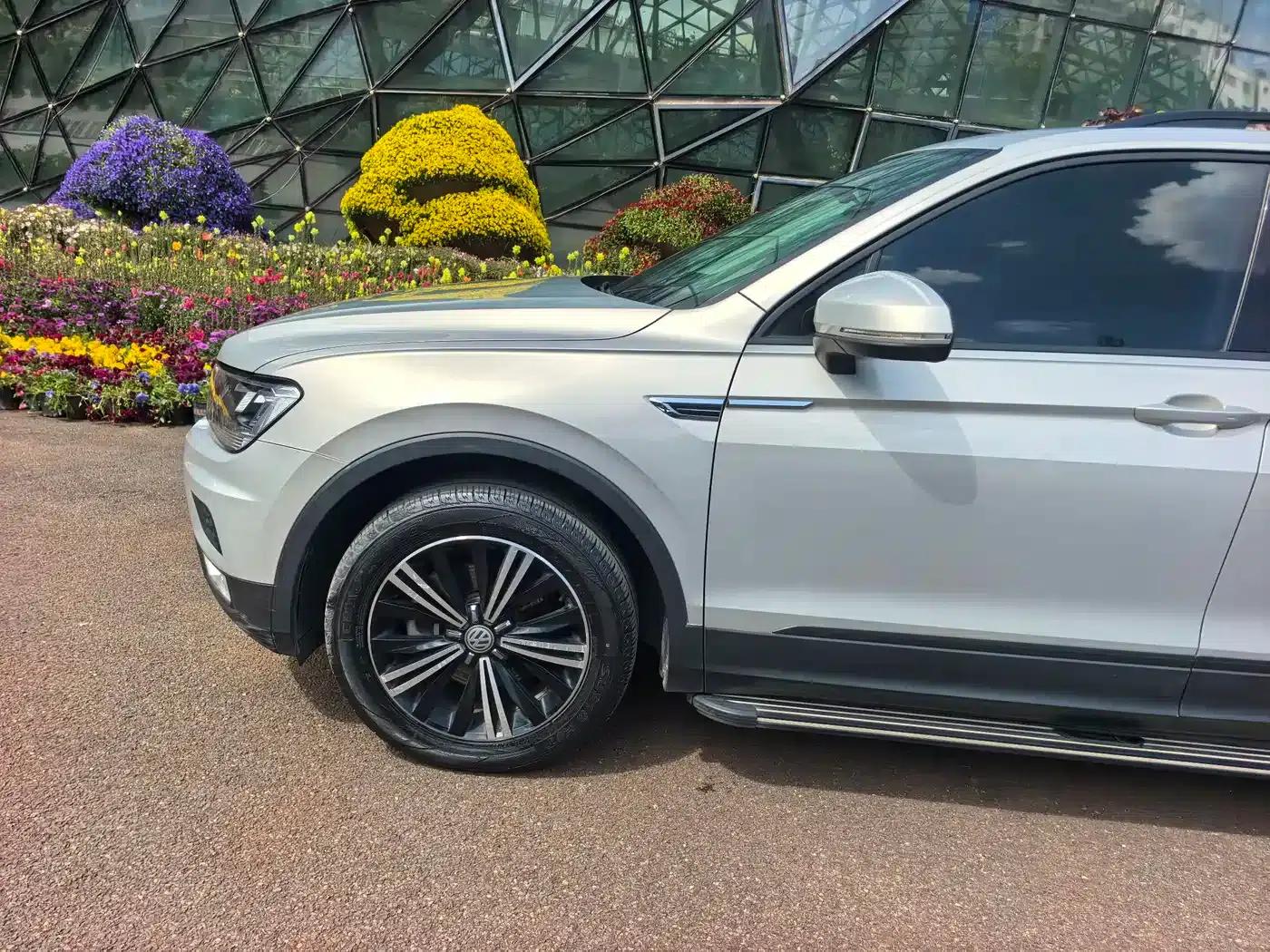 Tiguan L 2019 330TSI Automatic 2WD Fashion Edition (China VI Emission Standard) — миниатюра 4
