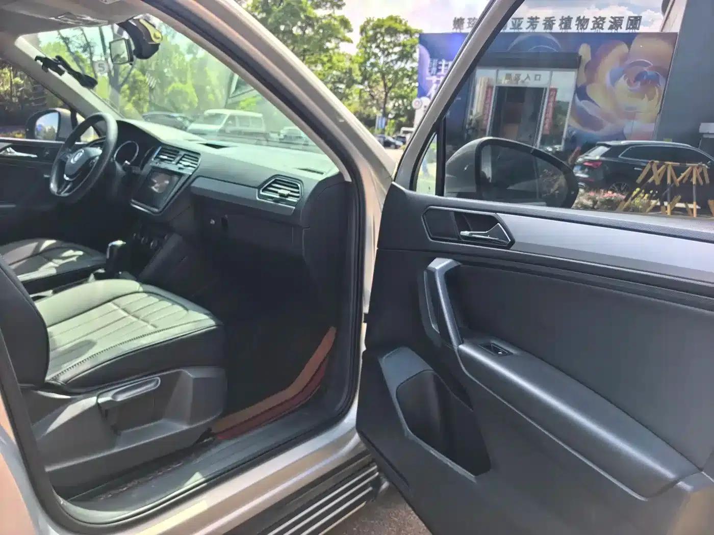 Tiguan L 2019 330TSI Automatic 2WD Fashion Edition (China VI Emission Standard) — миниатюра 6