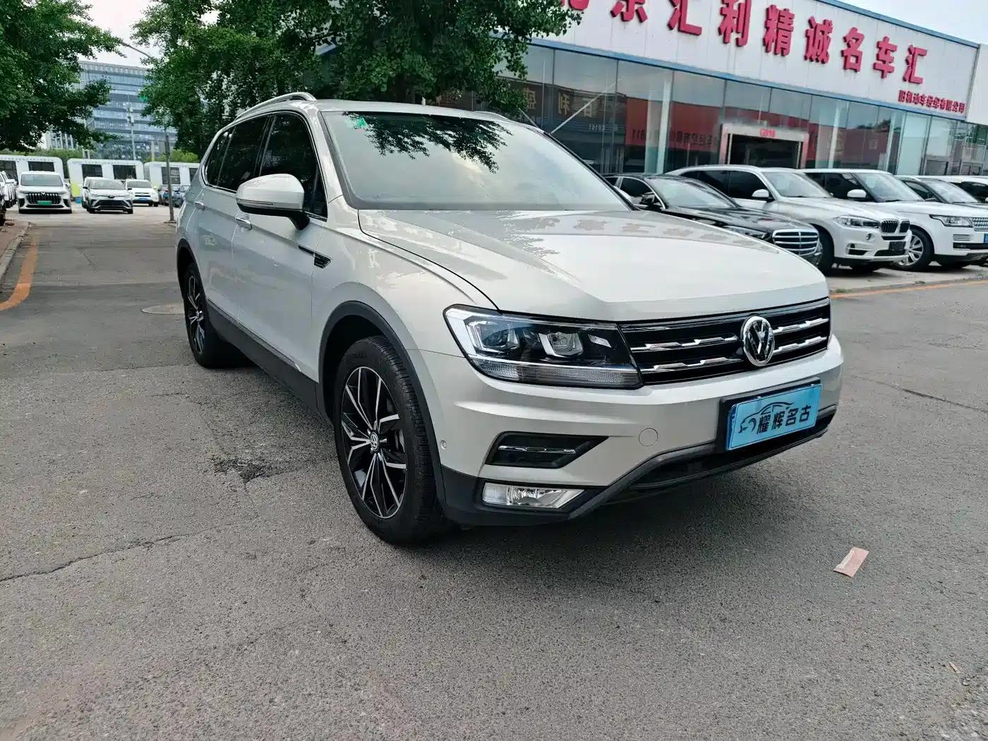 Tiguan L 2019 330TSI Automatic 2WD Smart Luxury Edition (China VI Emission Standard) — миниатюра 1