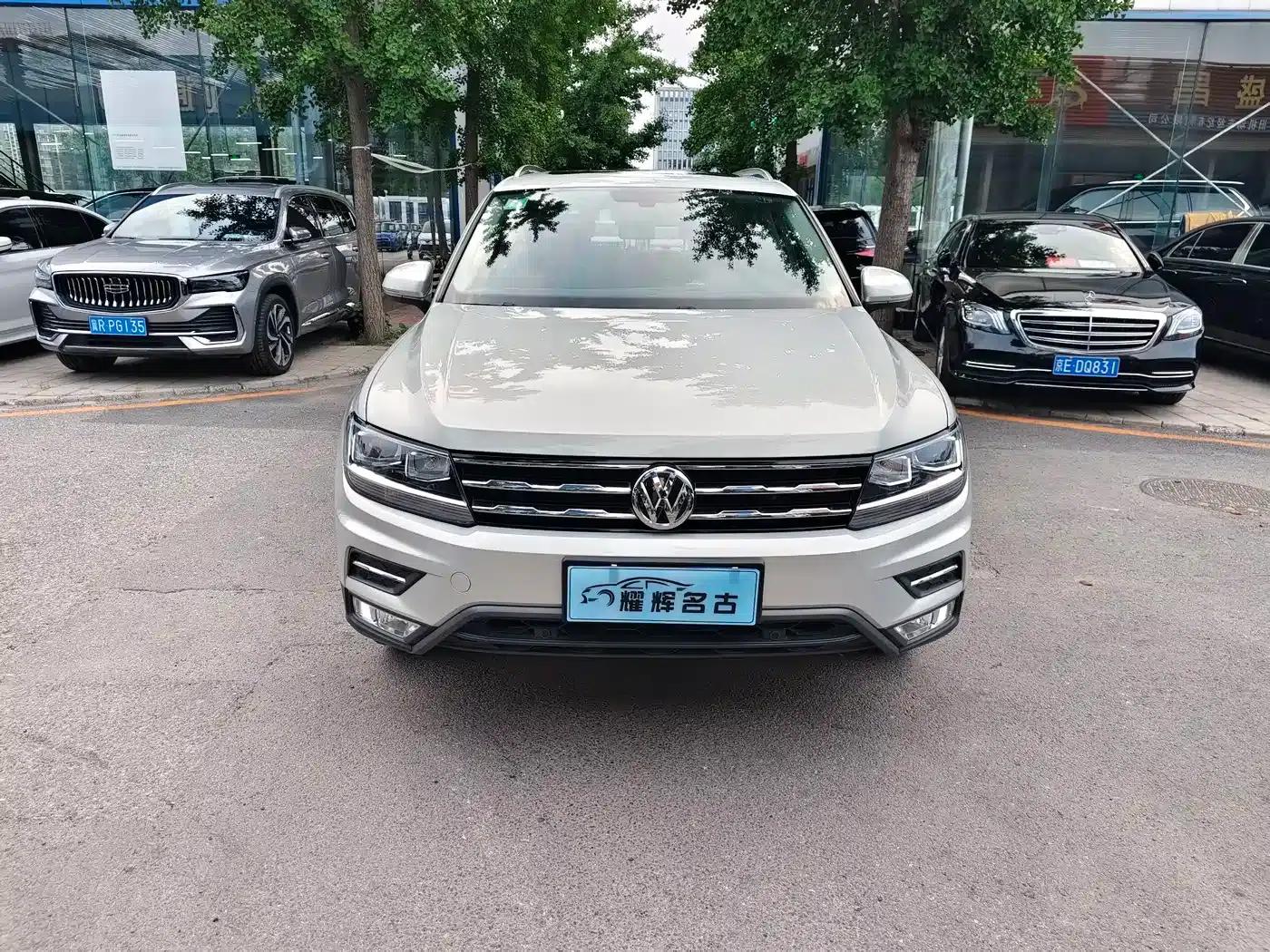 Tiguan L 2019 330TSI Automatic 2WD Smart Luxury Edition (China VI Emission Standard) — миниатюра 2