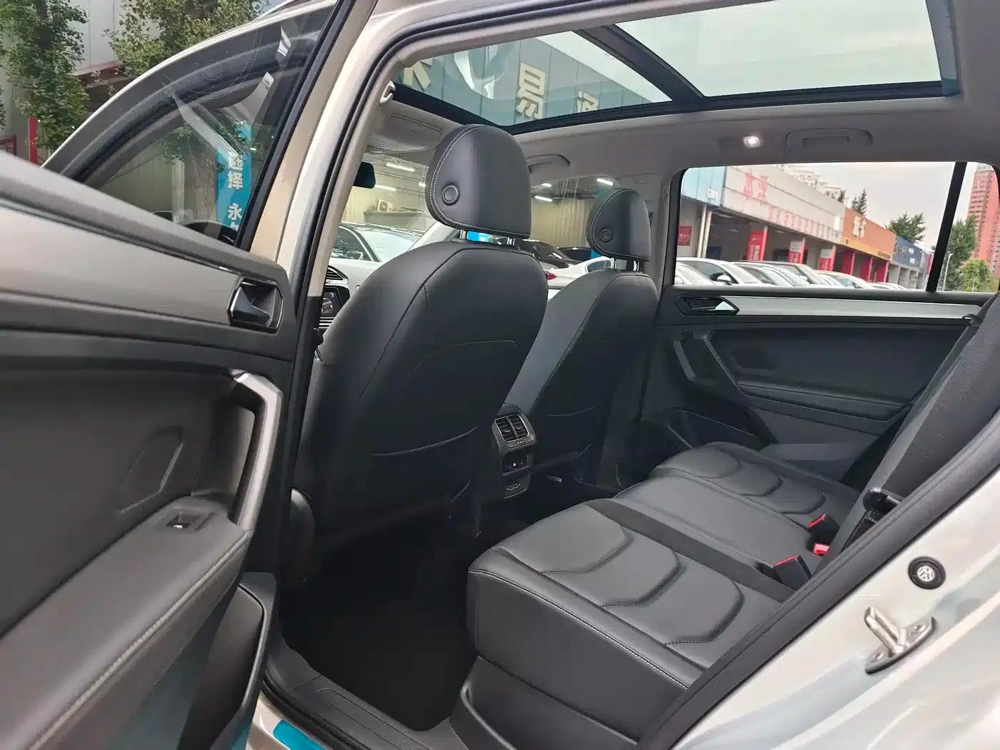 Tiguan L 2019 330TSI Automatic 2WD Smart Luxury Edition (China VI Emission Standard) — миниатюра 17