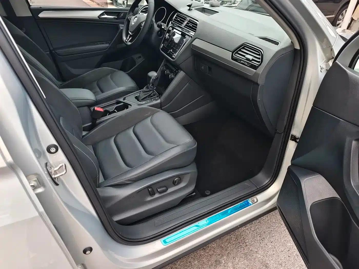 Tiguan L 2019 330TSI Automatic 2WD Smart Luxury Edition (China VI Emission Standard) — миниатюра 9
