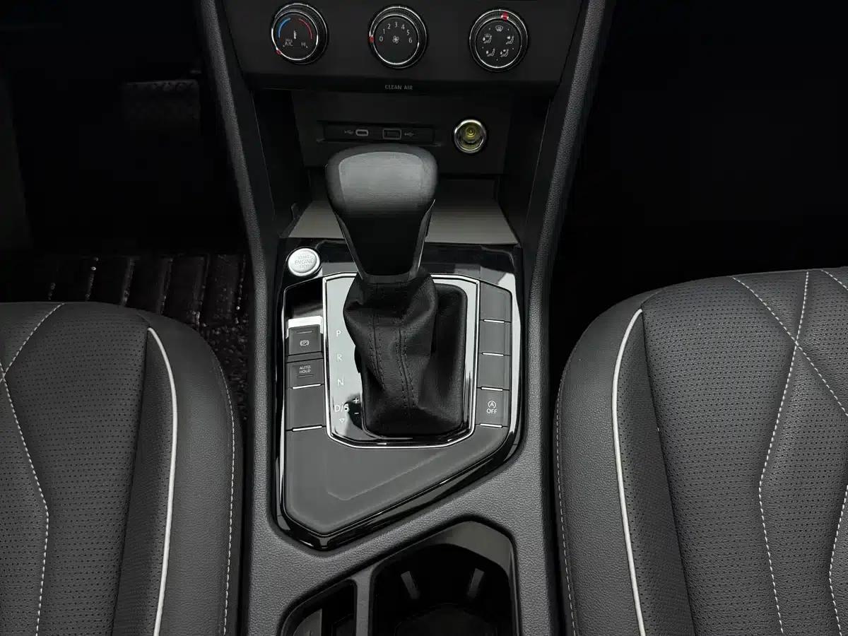 Tiguan L 2023 280TSI Automatic 2WD Trendy Limited Edition — миниатюра 12