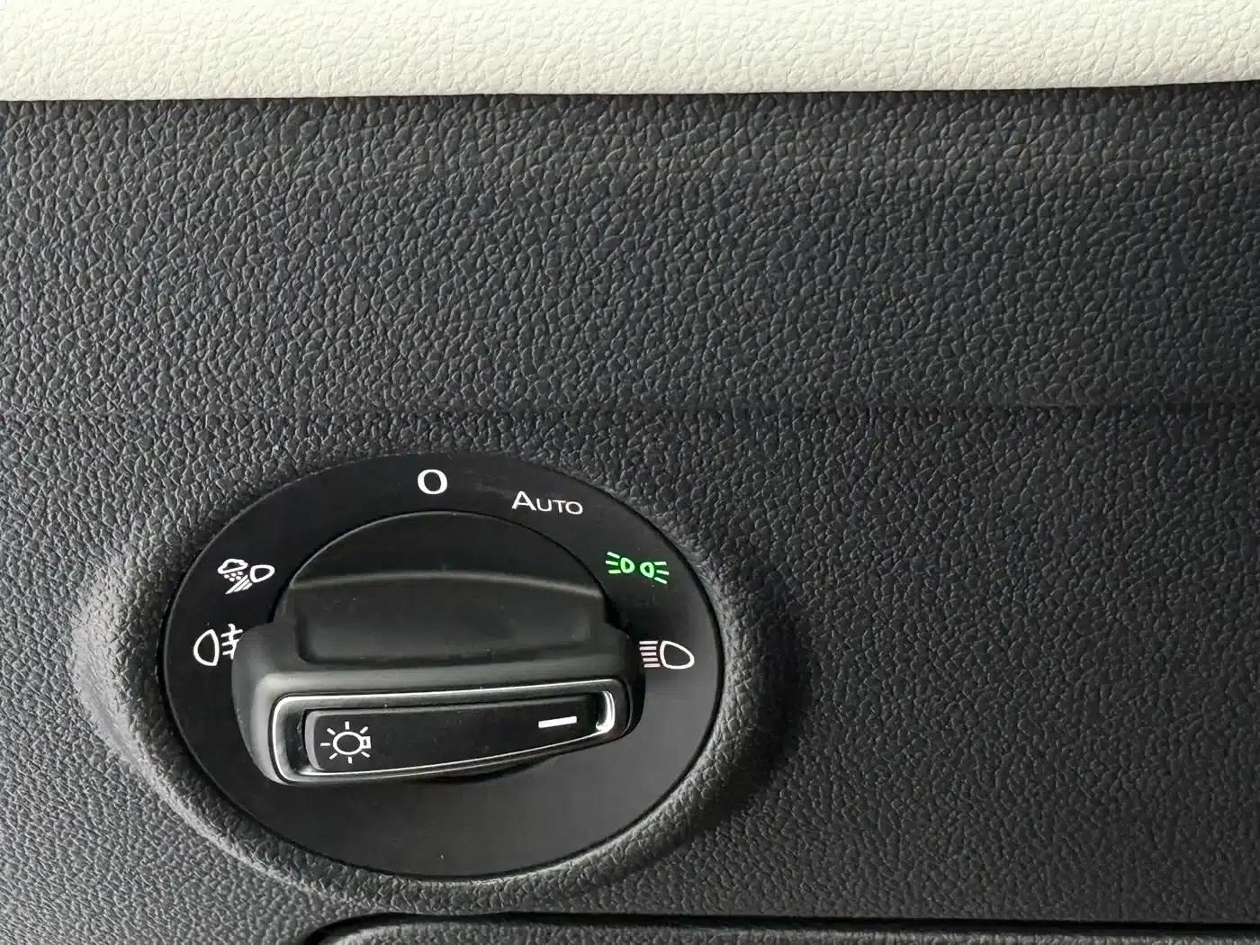Tiguan L 2023 280TSI Automatic 2WD Trendy Limited Edition — миниатюра 19