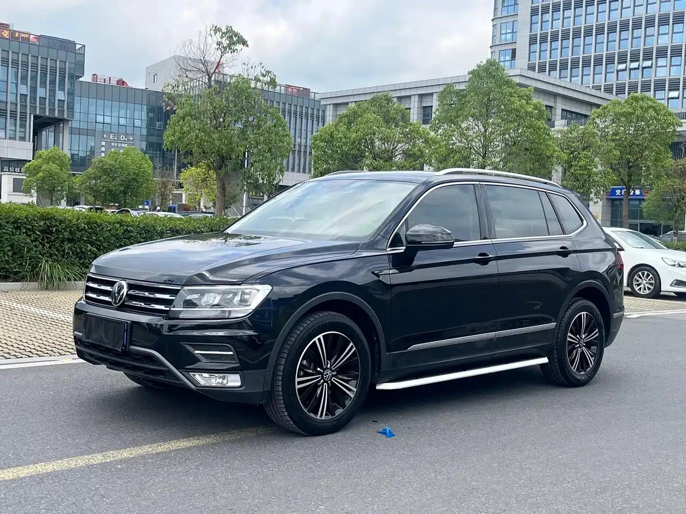 Tiguan L 2021 330TSI Automatic 2WD Smart Edition — миниатюра 1