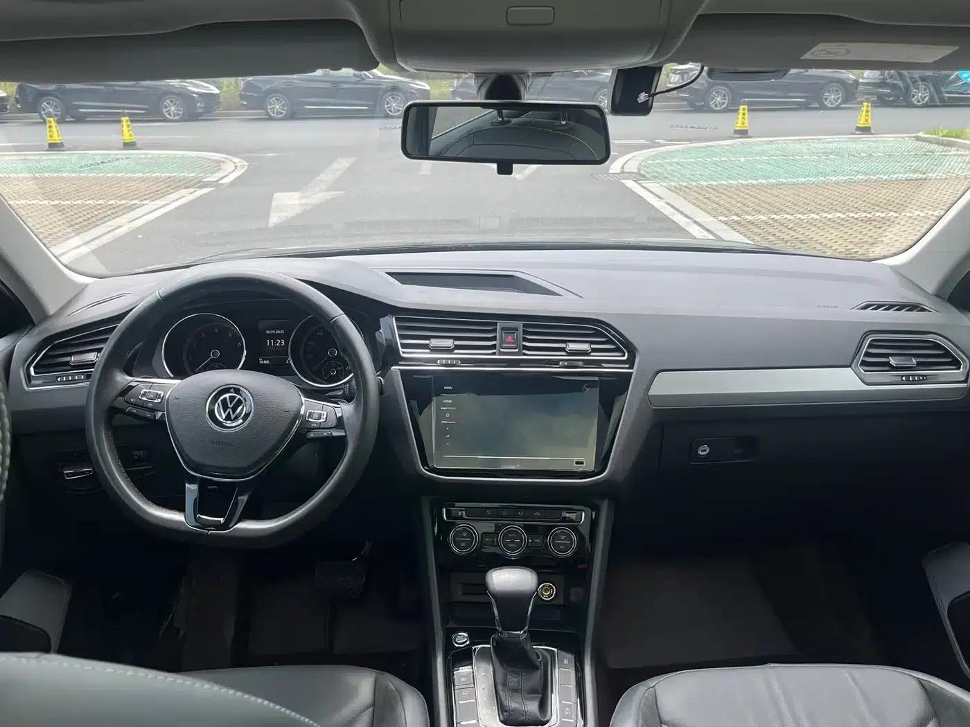 Tiguan L 2021 330TSI Automatic 2WD Smart Edition — миниатюра 18