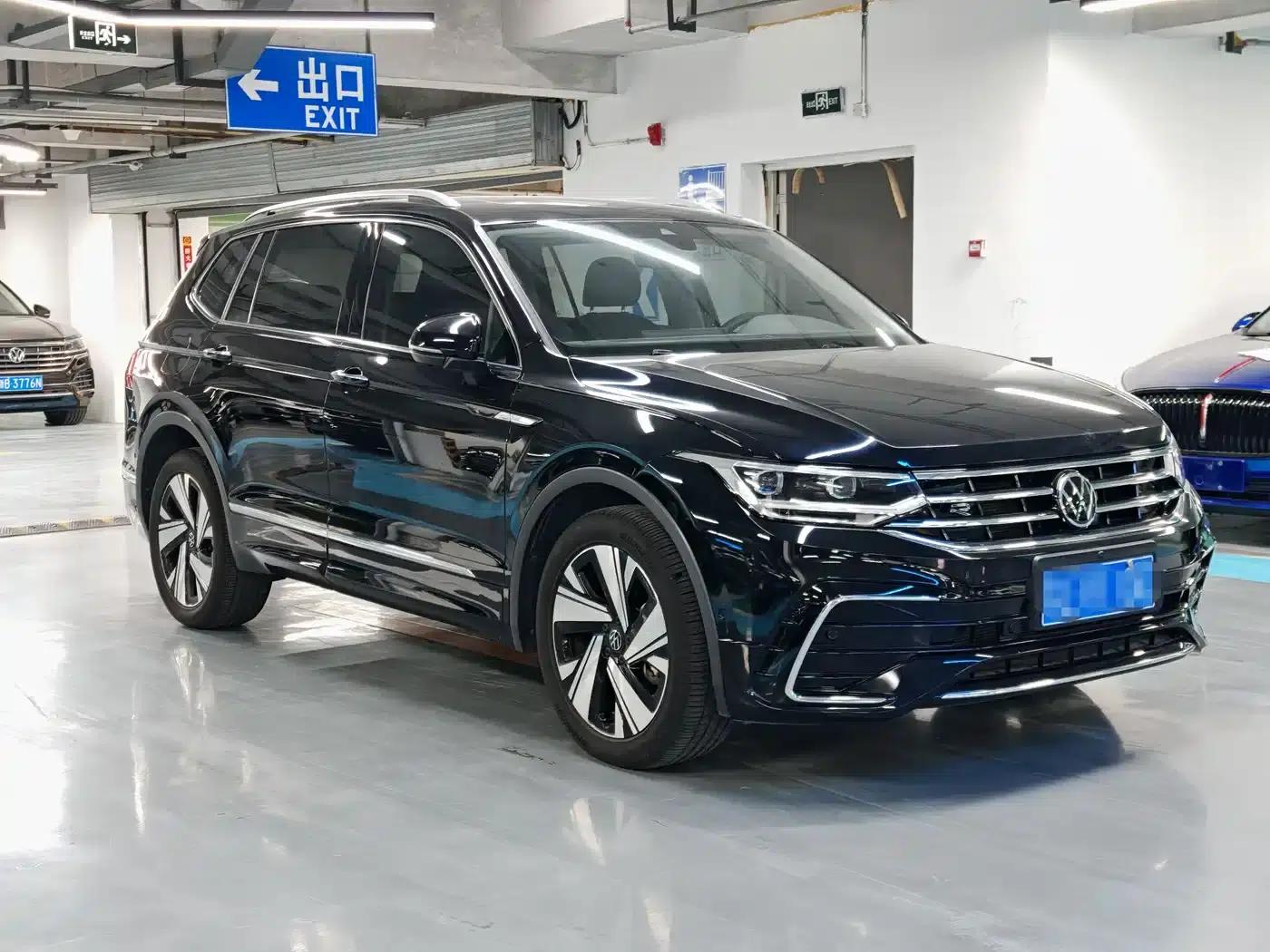 Tiguan L 2023 Facelift 330TSI Automatic 2WD R-Line Premium Edition — миниатюра 3