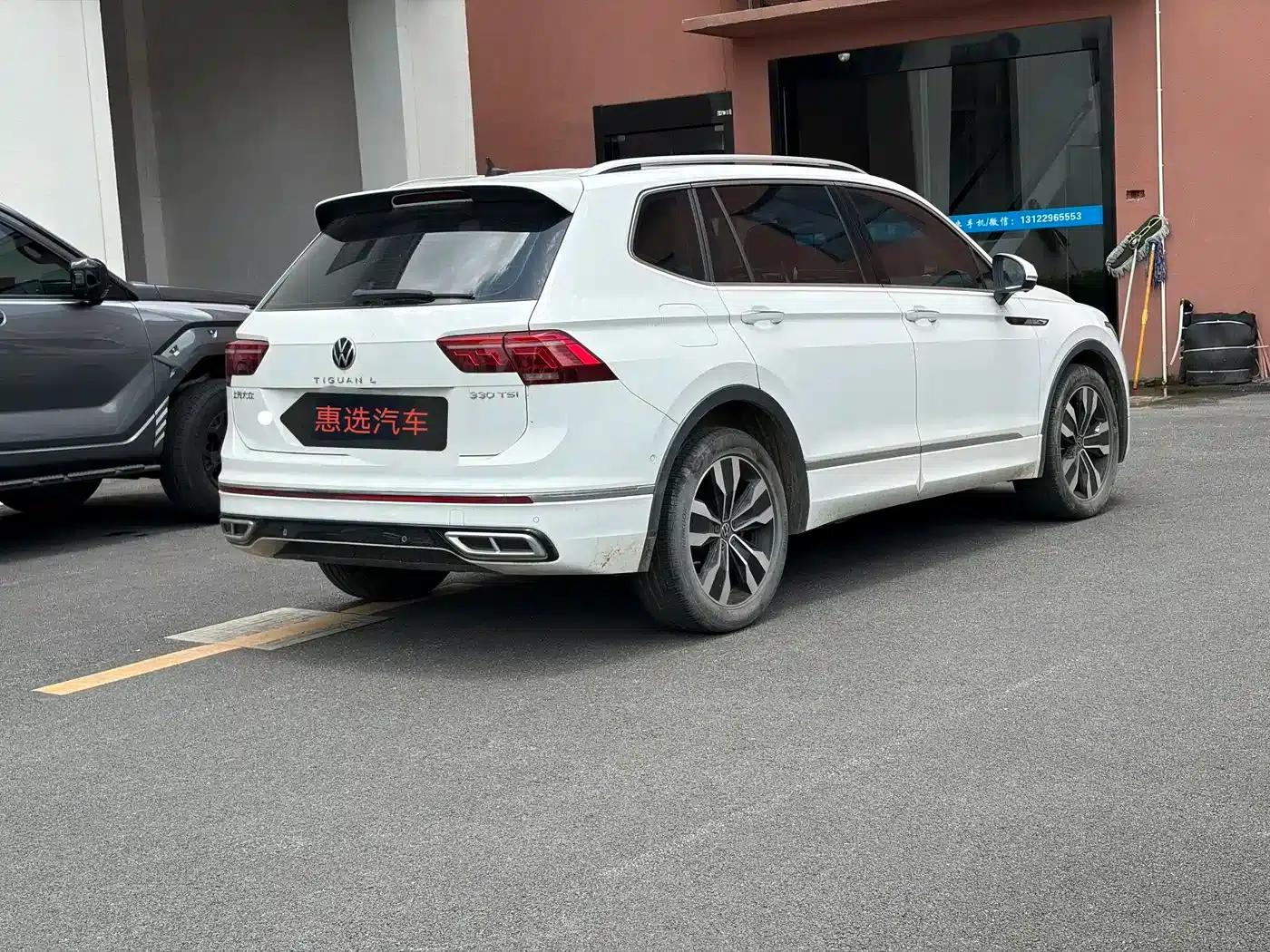 Tiguan L 2023 330TSI Automatic 2WD R-Line Premium Edition — миниатюра 9