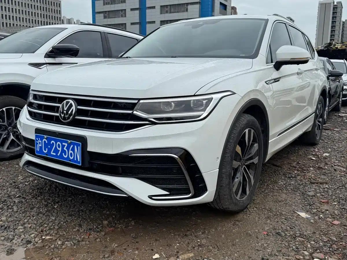 Tiguan L 2022 330TSI Automatic 2WD Comfort Edition — миниатюра 2