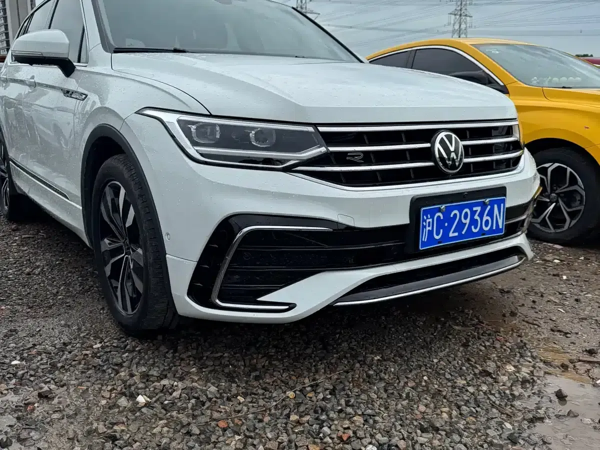 Tiguan L 2022 330TSI Automatic 2WD Comfort Edition — миниатюра 3