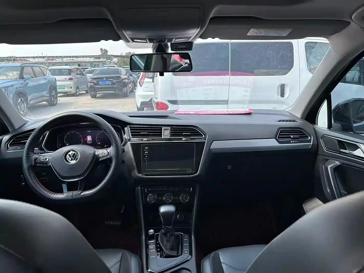 Tiguan L 2021 330TSI Automatic 2WD Smart Edition — миниатюра 14