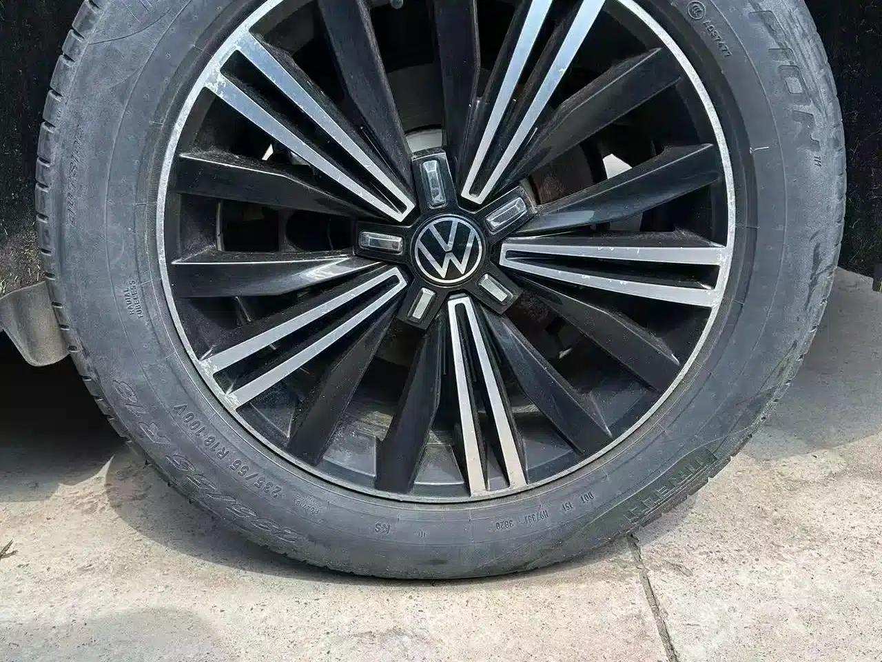 Tiguan L 2021 330TSI Automatic 2WD Smart Edition — миниатюра 15