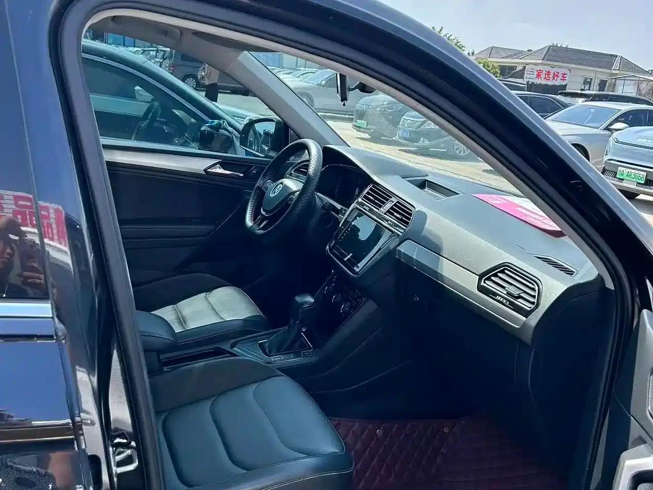Tiguan L 2021 330TSI Automatic 2WD Smart Edition — миниатюра 9