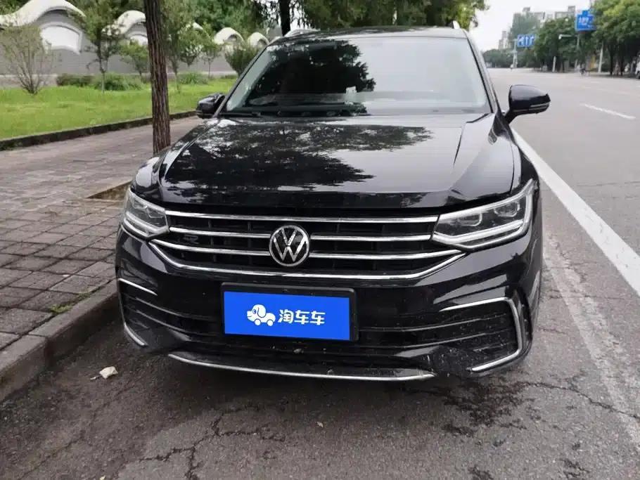 Tiguan L 2022 330TSI Automatic 2WD R-Line Premium Edition — миниатюра 2