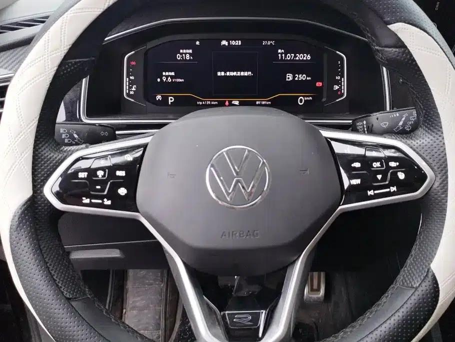 Tiguan L 2022 330TSI Automatic 2WD R-Line Premium Edition — миниатюра 15