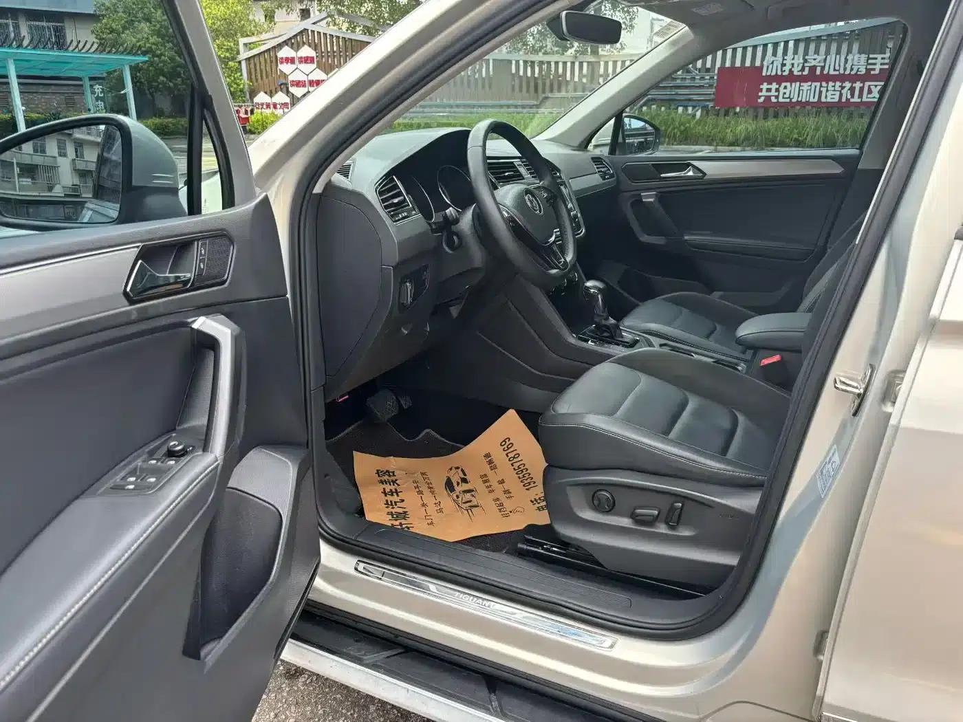 Tiguan L 2018 330TSI Automatic 2WD Luxury Edition — миниатюра 4