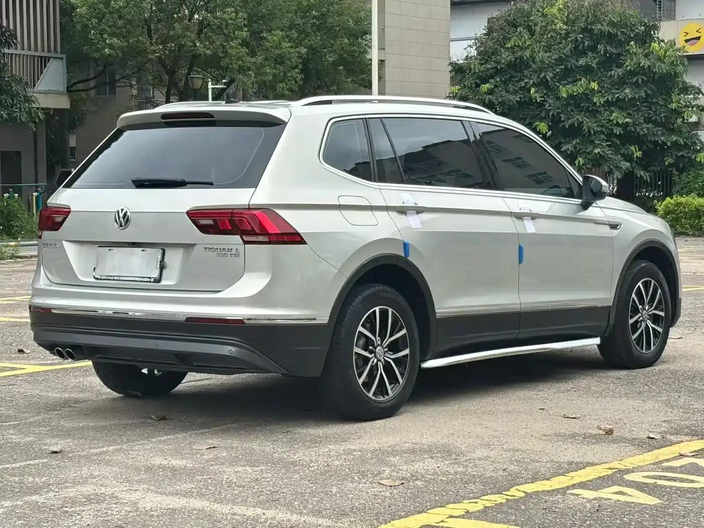 Tiguan L 2018 330TSI Automatic 2WD Luxury Edition — миниатюра 9