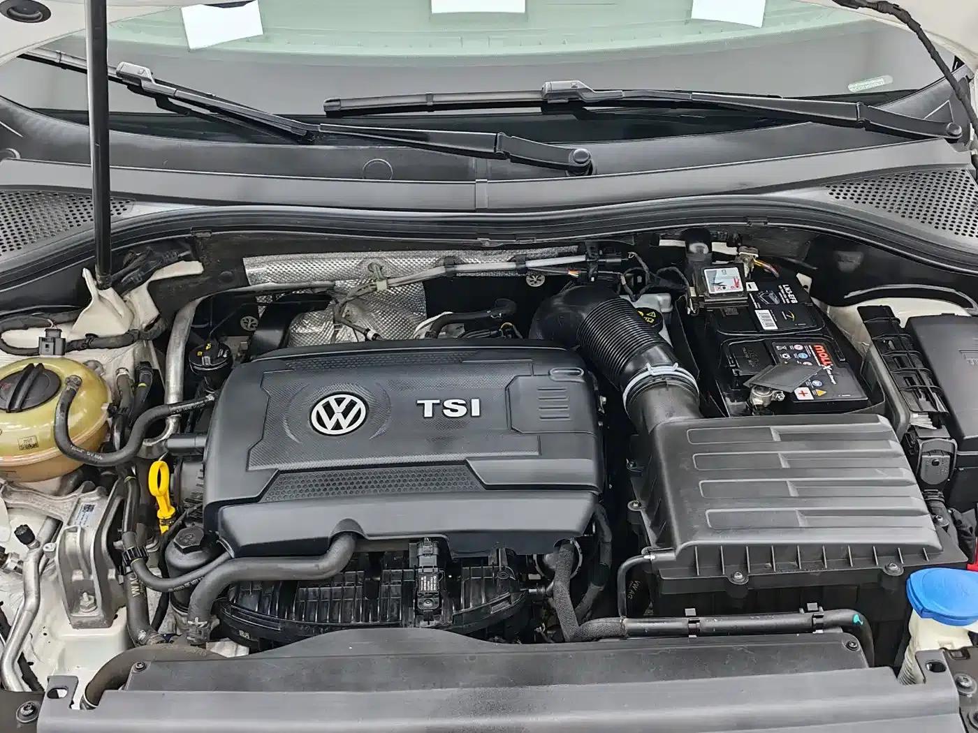 Tiguan L 2017 330TSI Automatic 2WD Comfort Edition — миниатюра 16