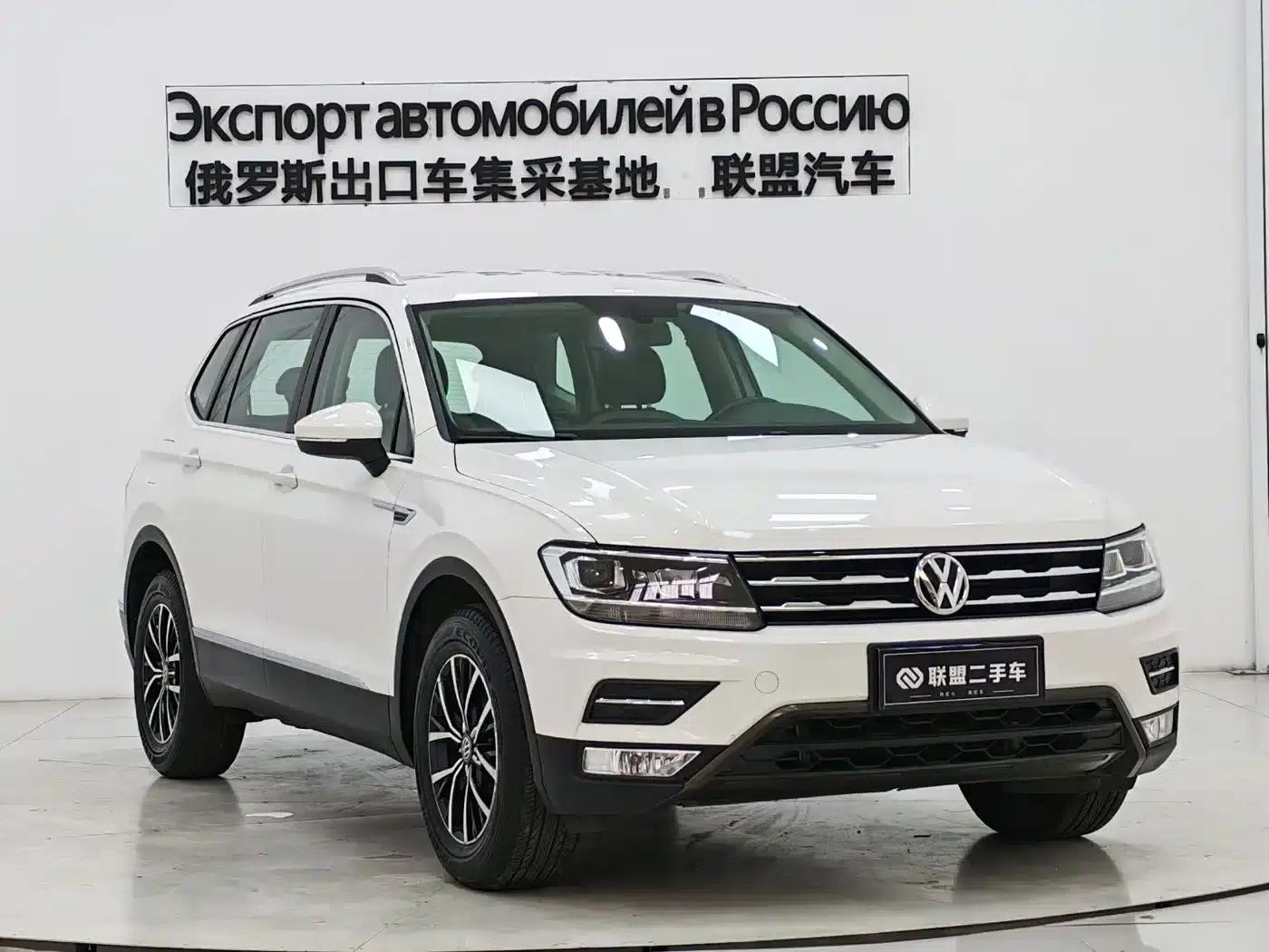 Tiguan L 2017 330TSI Automatic 2WD Comfort Edition — миниатюра 3