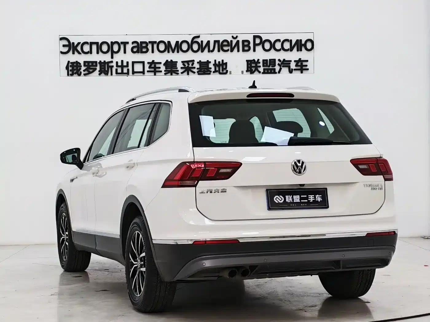 Tiguan L 2017 330TSI Automatic 2WD Comfort Edition — миниатюра 4