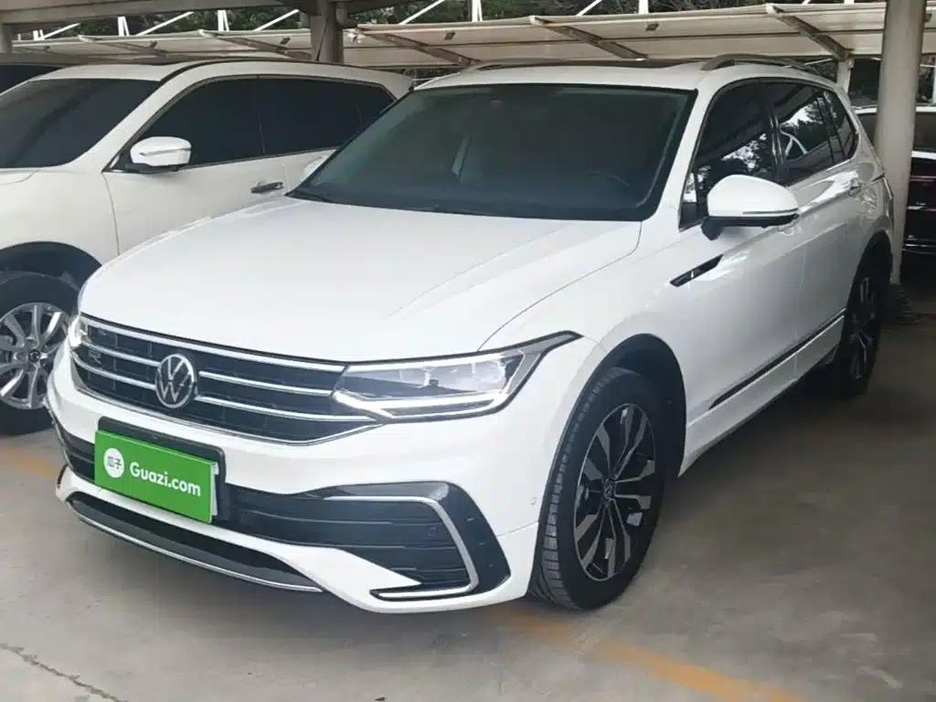 Tiguan L 2024 330TSI Automatic 2WD R-Line Premium Edition — миниатюра 1